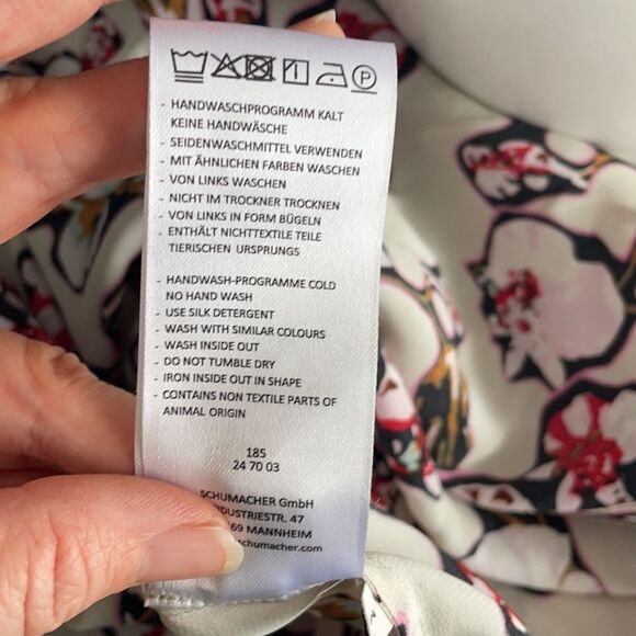🎀Dorothee Schumacher medium silk floral sleeveless top with hood - Picture 9 of 9
